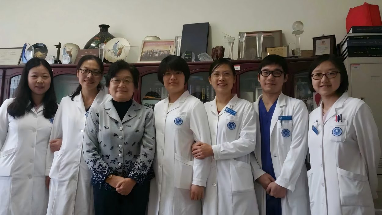 20260326351715.jpg 2015-教师节(1).jpg